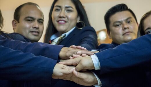 ITコンサルタント年収完全ガイド｜企業別・専門分野別の相場と年収アップ法